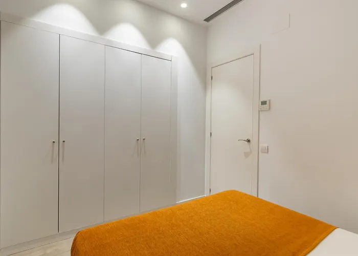 Cosmo Marina - Auditori *