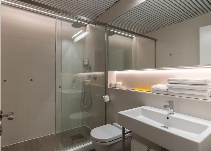 Cosmo Marina - Auditori *