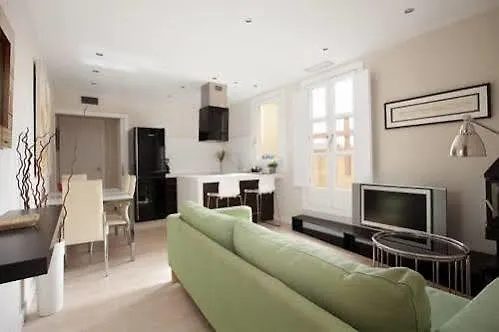 Cosmo Marina - Auditori *